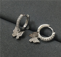 עגילי חישוק פרפר כסף 925 משובצים זרקון