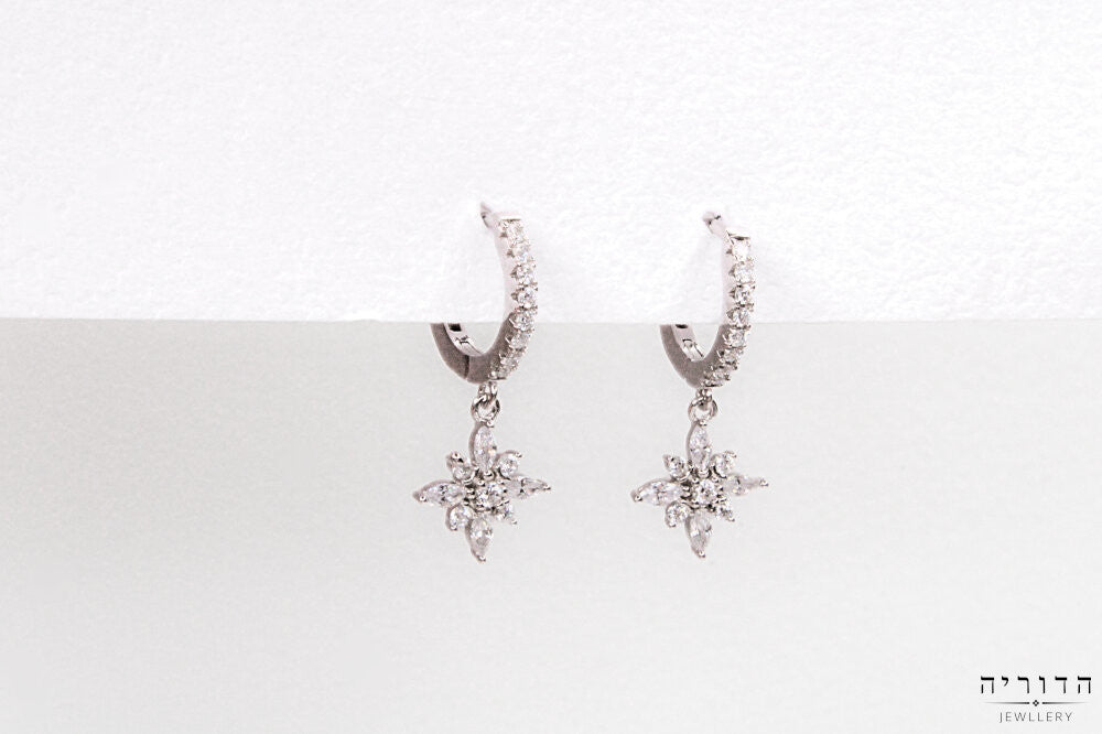 עגילי חישוק עם תליון כוכב נופל