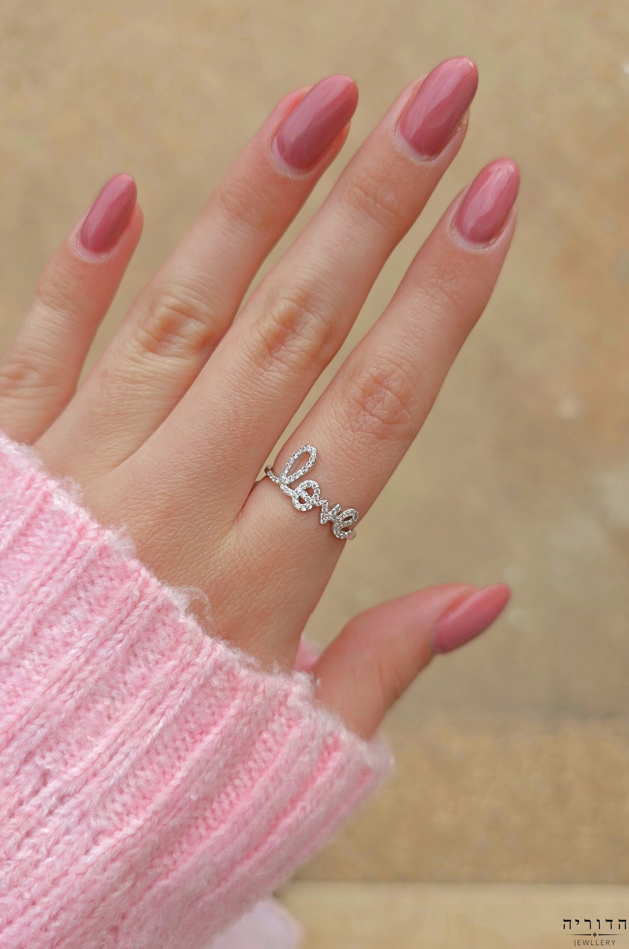 טבעת Love כסף 925 זרקונים