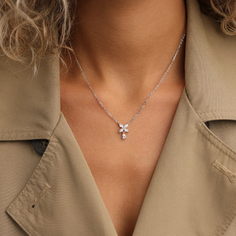 שרשרת כסף 925 פרח משובץ זרקונים עם טיפה