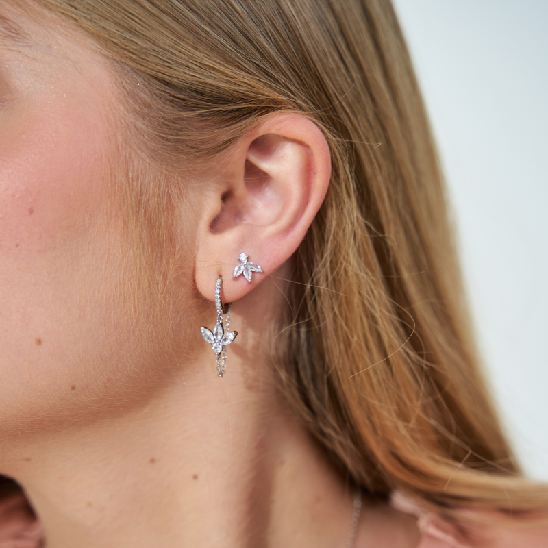 עגילי לוטוס צמודים משובצים זירקון כסף 925