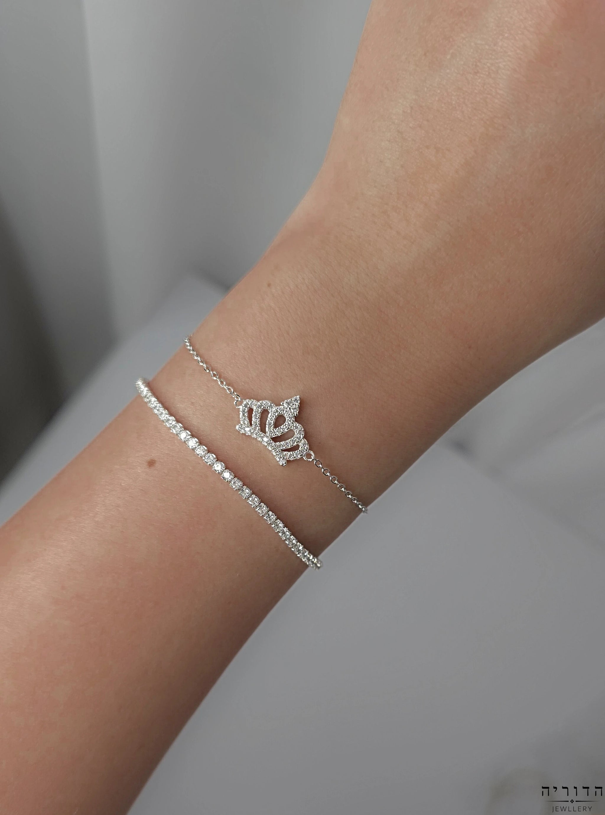 צמיד כתר משובץ