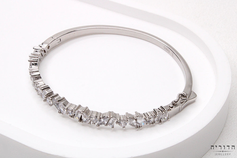צמיד קשיח כסף 925 זרקונים באגט